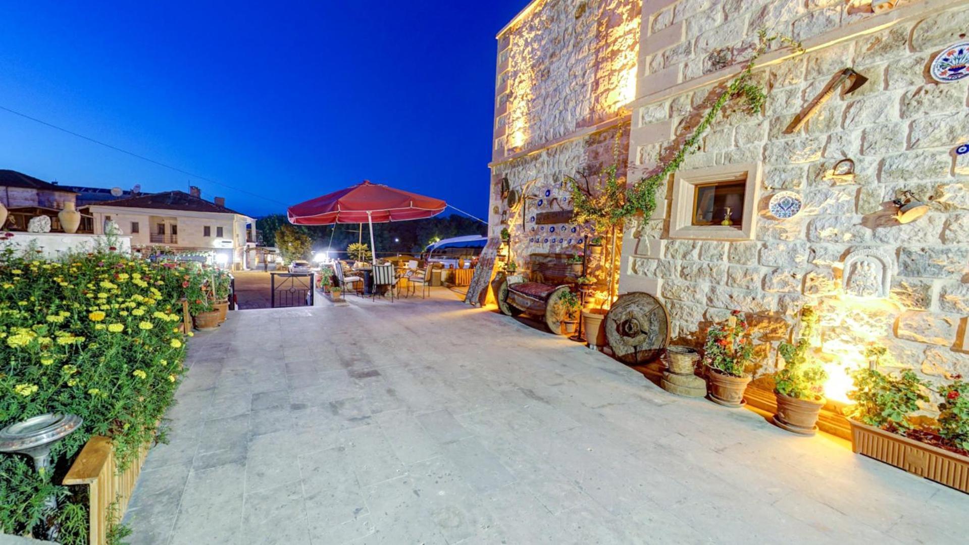 Bed and Breakfast Atax Cave House Аванос Экстерьер фото